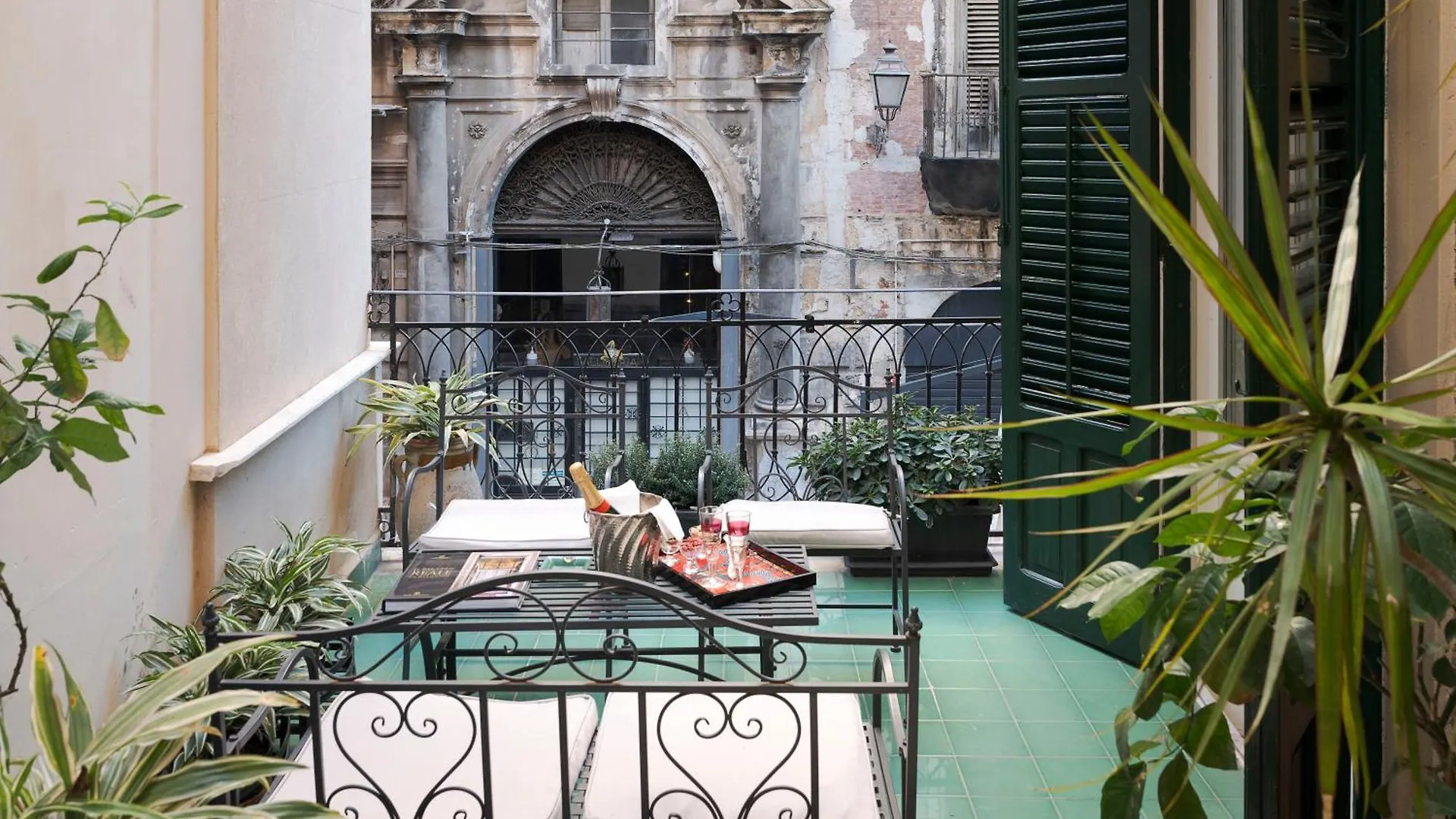 Gasthuis Palazzo Arone Dei Baroni Di Valentino Hotel Palermo