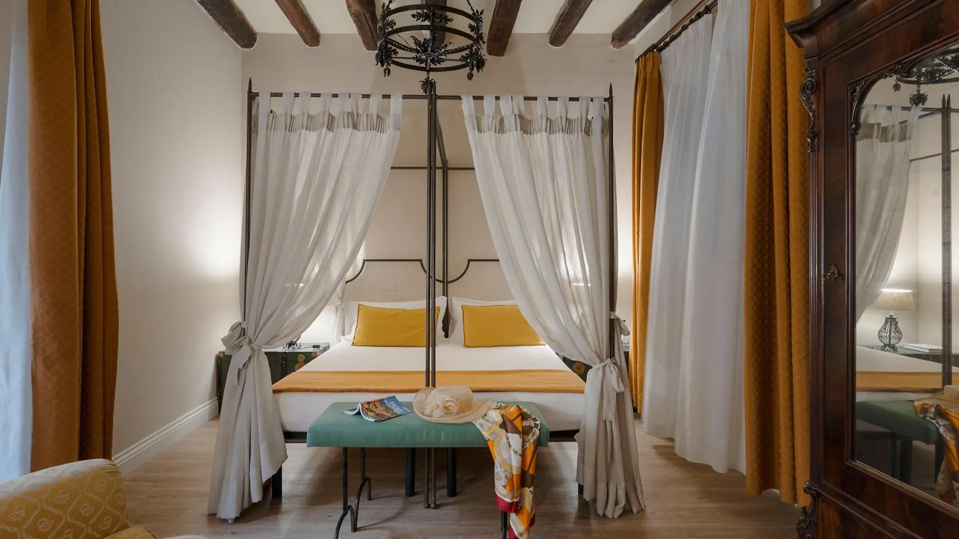 Palazzo Arone Dei Baroni Di Valentino Hotel Palermo Italië
