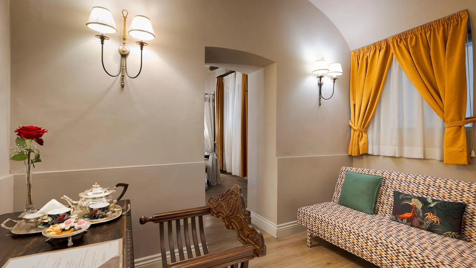 Guest house Palazzo Arone Dei Baroni Di Valentino Hotel Palermo