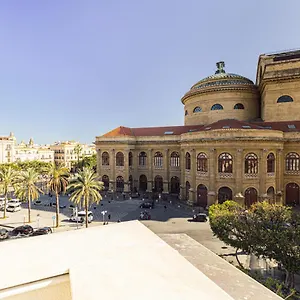 Vakantiehuis Solemar Sicilia - Palazzo Massimo Palermo