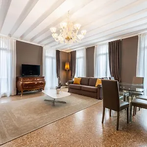 Appartement San Teodoro Palace - Luxury Venetië