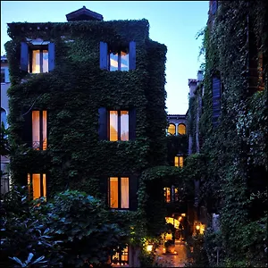 Flora 3* Venise