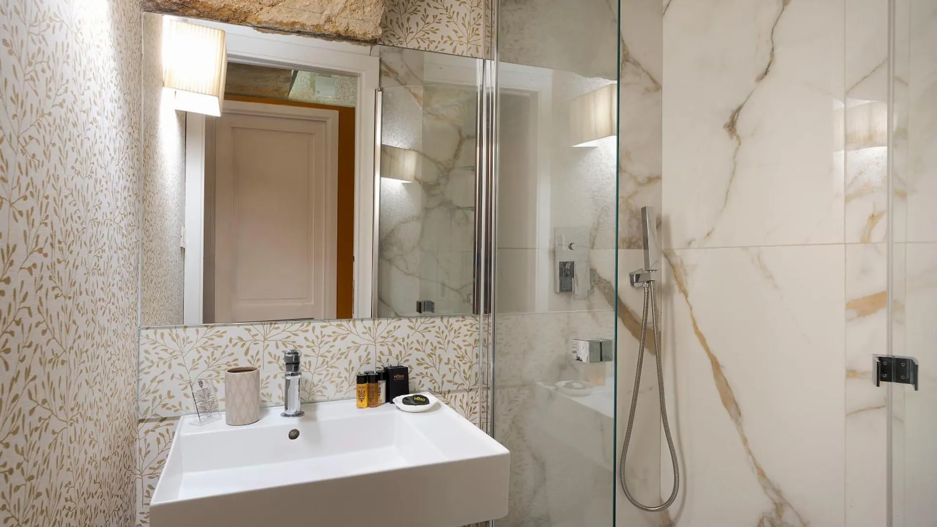 Palazzo Arone Dei Baroni Di Valentino Hotel Palermo 3*,